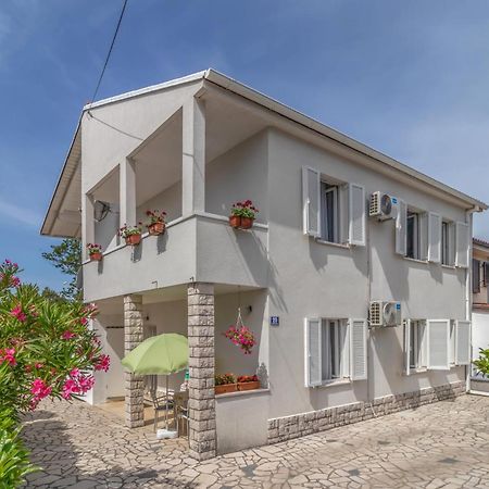 Nice Apartment In Jadranovo With Wifi Kültér fotó