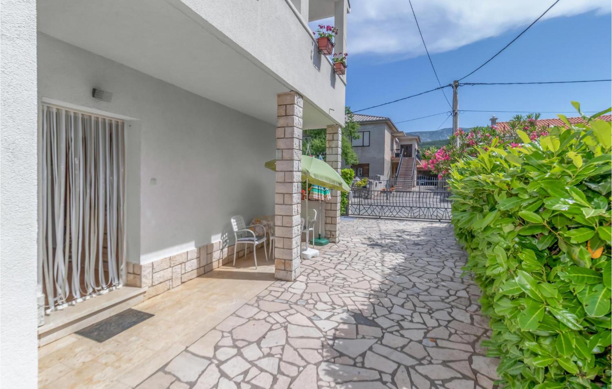 Nice Apartment In Jadranovo With Wifi Kültér fotó